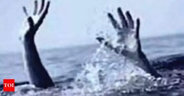 Three fear of drowning at the sea off Marina Beach