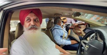 But Mali attached to the weapon, took the captain directly