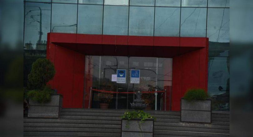 Open mall to be closed as a norm puncture 2 dose all