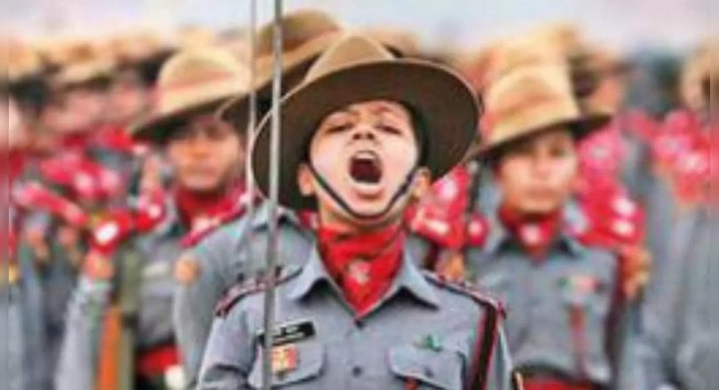 Army women break down other glass ceilings