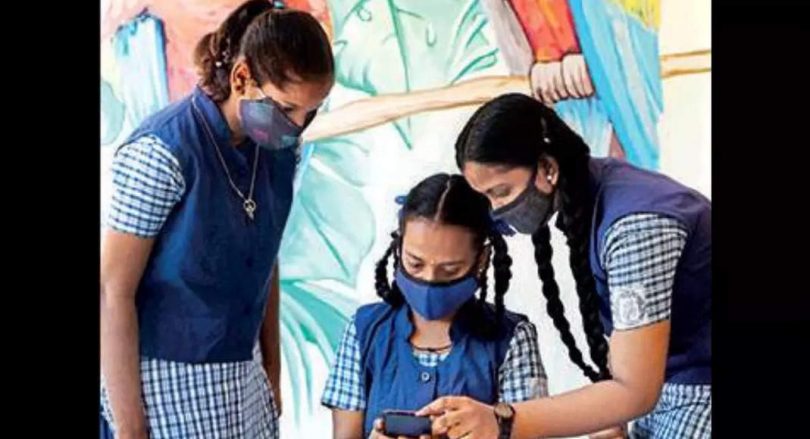 Class X, XII sign to decide Tie-Breaker for Students Engg