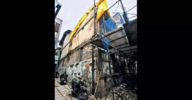 AMC includes delays inheritance plans with Covid masks