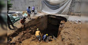 Pipe-burst, Cave-in Lead to IFFCO Chowk Flyover Closure
