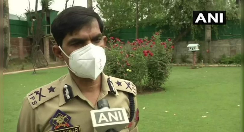 Top let the commander between two terrorists killed in the meeting of Jammu and Kashmir