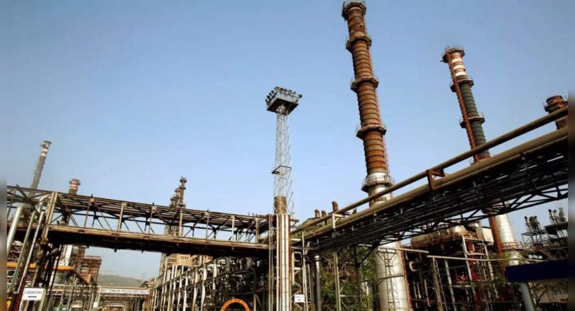 Crude oil production continued to fall, down 3.2% in July