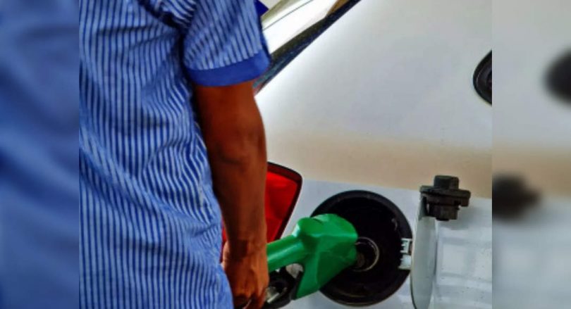 Gasoline, Diesel Prices Fall in Mumbai