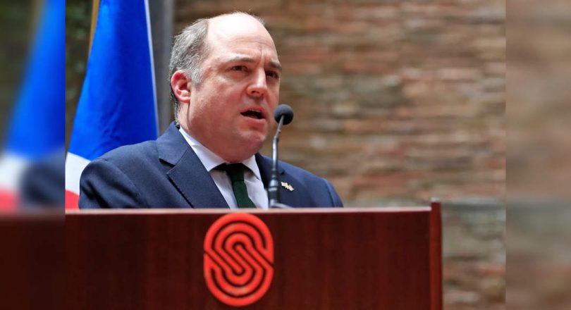 English 'won't get' everyone from kabul