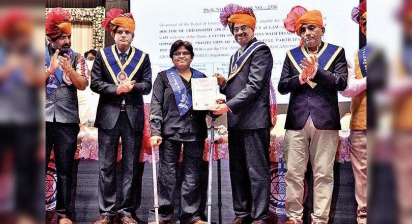 4,622 students negotiate at the VNSGU conference