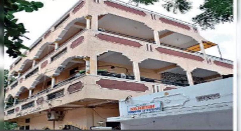 Hair smuggling: ed search on exporters