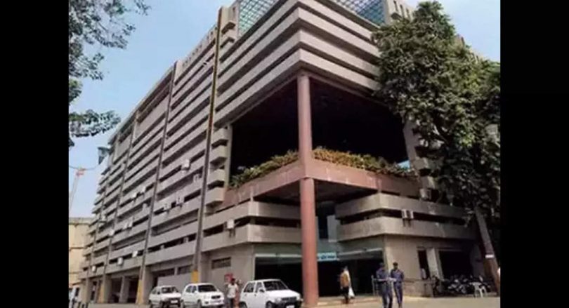 AHD: AMC website requires a monumental awakening