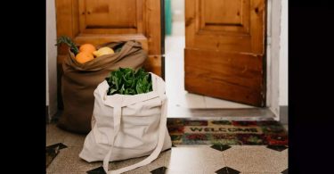 Multiplexes start shipping home food, drinks