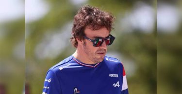 Fernando Alonso teases 'big news' with a Twitter code message