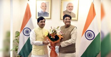 Shahnawaz Hussain demands two textile parks