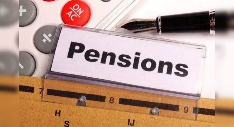 The government revised the Bank's retirement plan