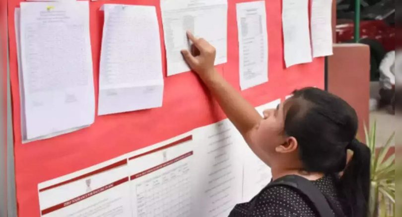 Cut-off cut-off title in Mum Drop Marginal