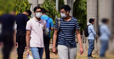 TN distinguishes a 7.5% preferential quota for government school students in reception to professional courses