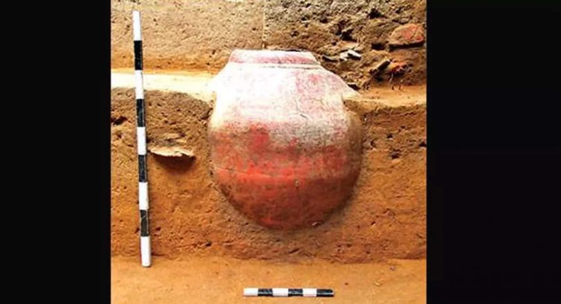 Large storage jar found in the village near Keeladi