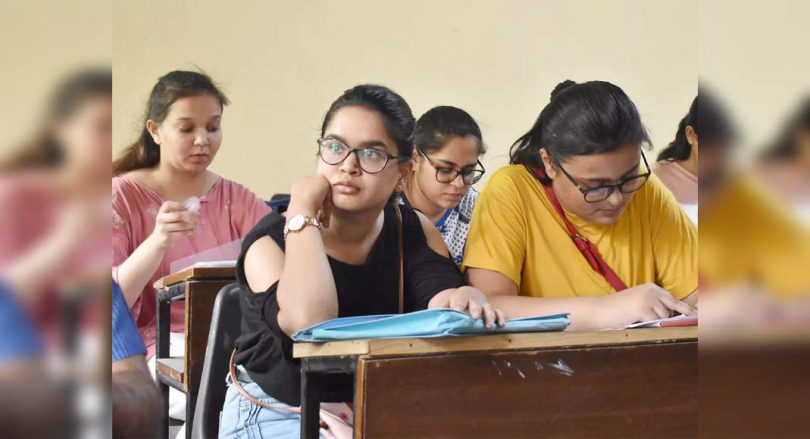 Foreign languages are taught to the last year of engineering students in TN