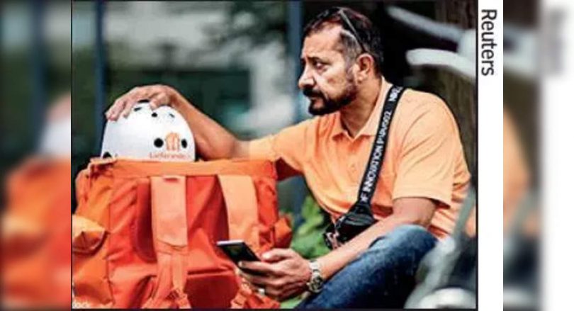 Simple and Safe: Former Minister of Afghanistan likes to send pizza in Germany