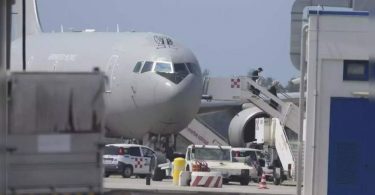 Aviation land for evacuation of Italy in Rome