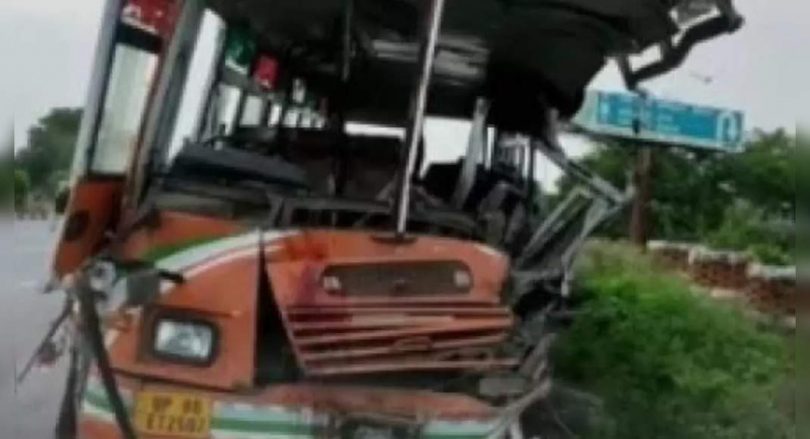 Uttar Pradesh: 4 Killed, 36 injured after the SRTC Rams Bus became a truck on Etawah
