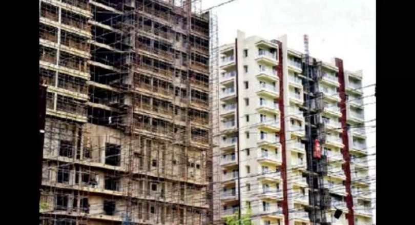 Arrest & Open Space in Techies Hyd Lures Timur