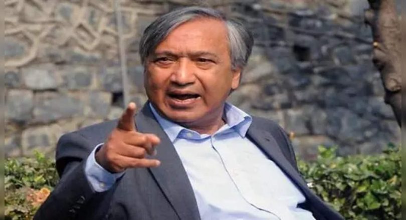 CPI leader (M) moved SC for the initial hearing of the petition that challenged the abrogation of article 370