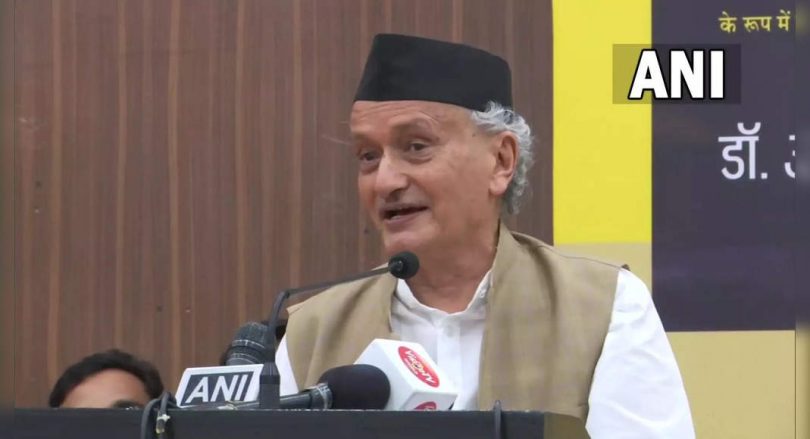 Rahul thinks my black hat is associated with RSS: Maharashtra Governor