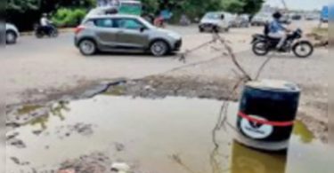 Gurugram: Nightmare commuter on a damaged stretch makes it worse at the monsoon