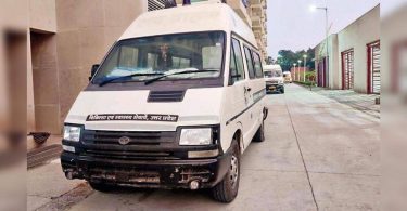 Two spectacles get fuel, but waiting for charges for maintenance