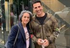 Akshay Kumar snapped with fans in London