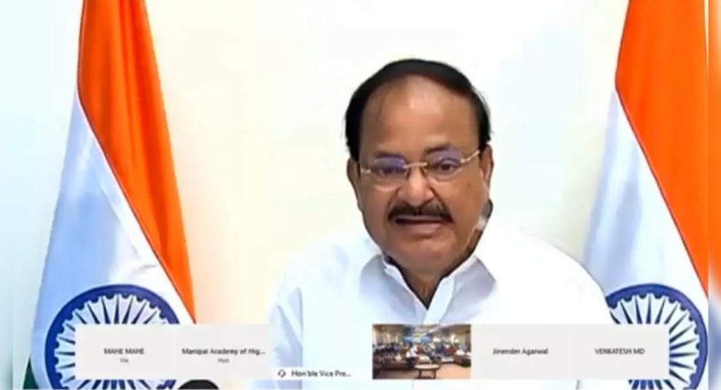 Naidu BATS for 'Mission 5,000' to save democracy parl