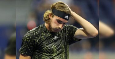 Tsitipas toilet humor is not funny for Alexander Zverev