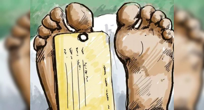 Men are killed after the automatic rickshaw is reversed