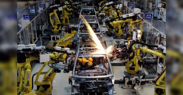 Lack of semiconductors provide the car industry, anxiety in front of the festival