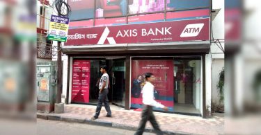 RBI imposes a penalty on axis bank for non-compliance with KYC norms