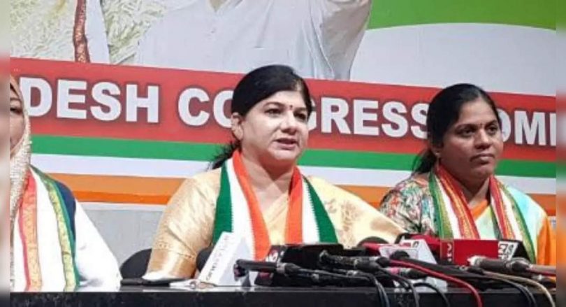 'Open school after all vaccinated'