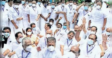 Ops Lead AIDMK Walkout Top Scrapping of Jaya Univ