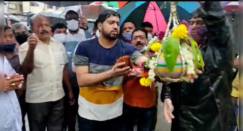 Dombivli: BJP celebrates Handi's forehead simply to protest the ban on Maharashtra Govt