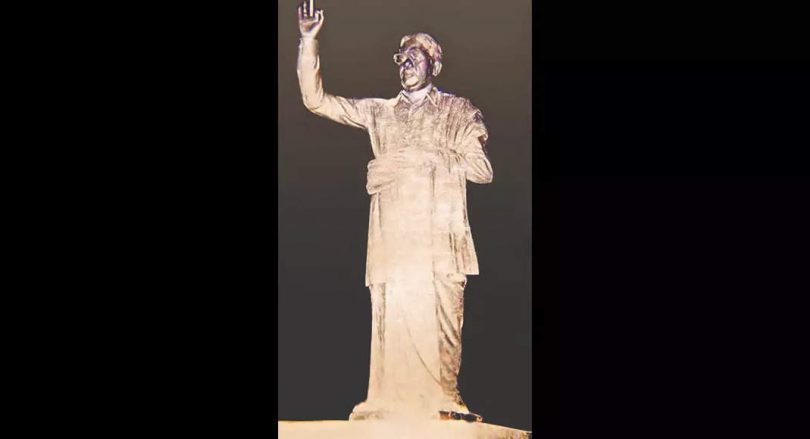 TN Govt to install a strain statue in Anna Salai
