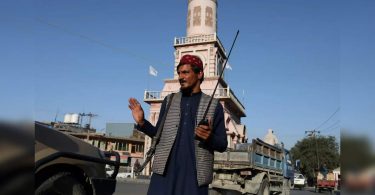 US General, Head of the Sir Army Discuss the Security Situation in Pakistan, the surrounding area