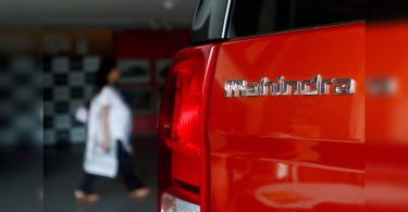 Chip lack: M & M to have 7 production days