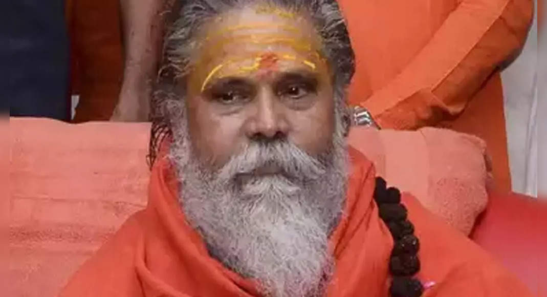 Cemara against Desciple Anand Giri in the case of death Mahant Narendra Giri Giri