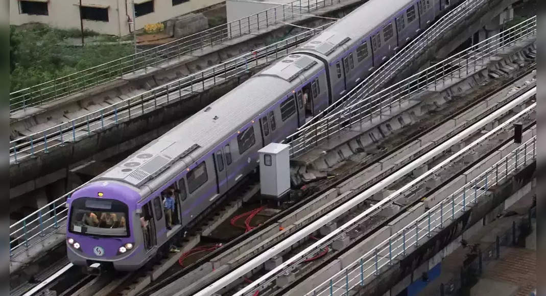 More Metro Trains for Puja Buyers in Kolkata