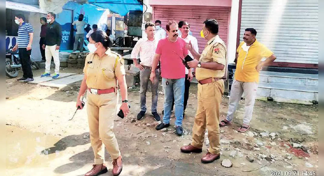 Police suspect the gang competition behind the murder in the bani park