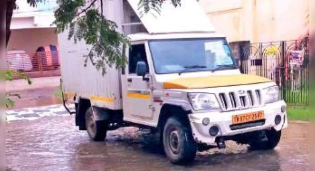 Chennai: Madipakkam streets flooded rain Tuesday