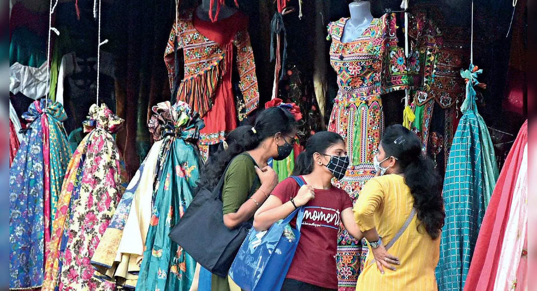 Gujarat: 'Sheri Garbas' Allowed, Prohibiting Big Events