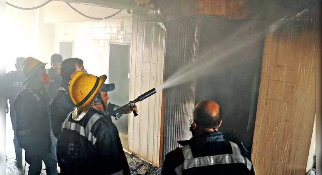 Seal building, commotion handle: Gujarat HC