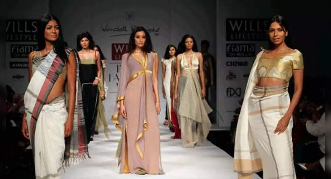 Goa: Govt trains students to weave Kunbi Sari