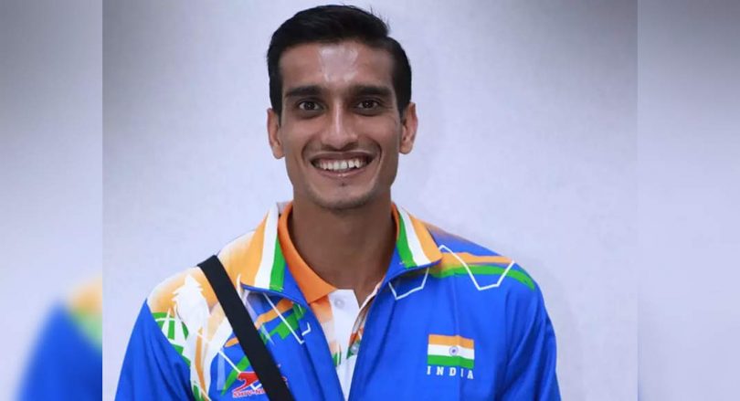 Dislocation of my meniscus last night, don't think I will participate: Sharad